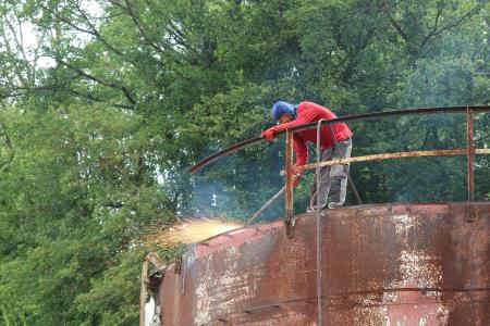 Rezervoar z mazutom 2